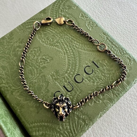 NEW GUCCI Lion Head Gold-toned Bracelet 100% Authentic - Picture 2 of 7